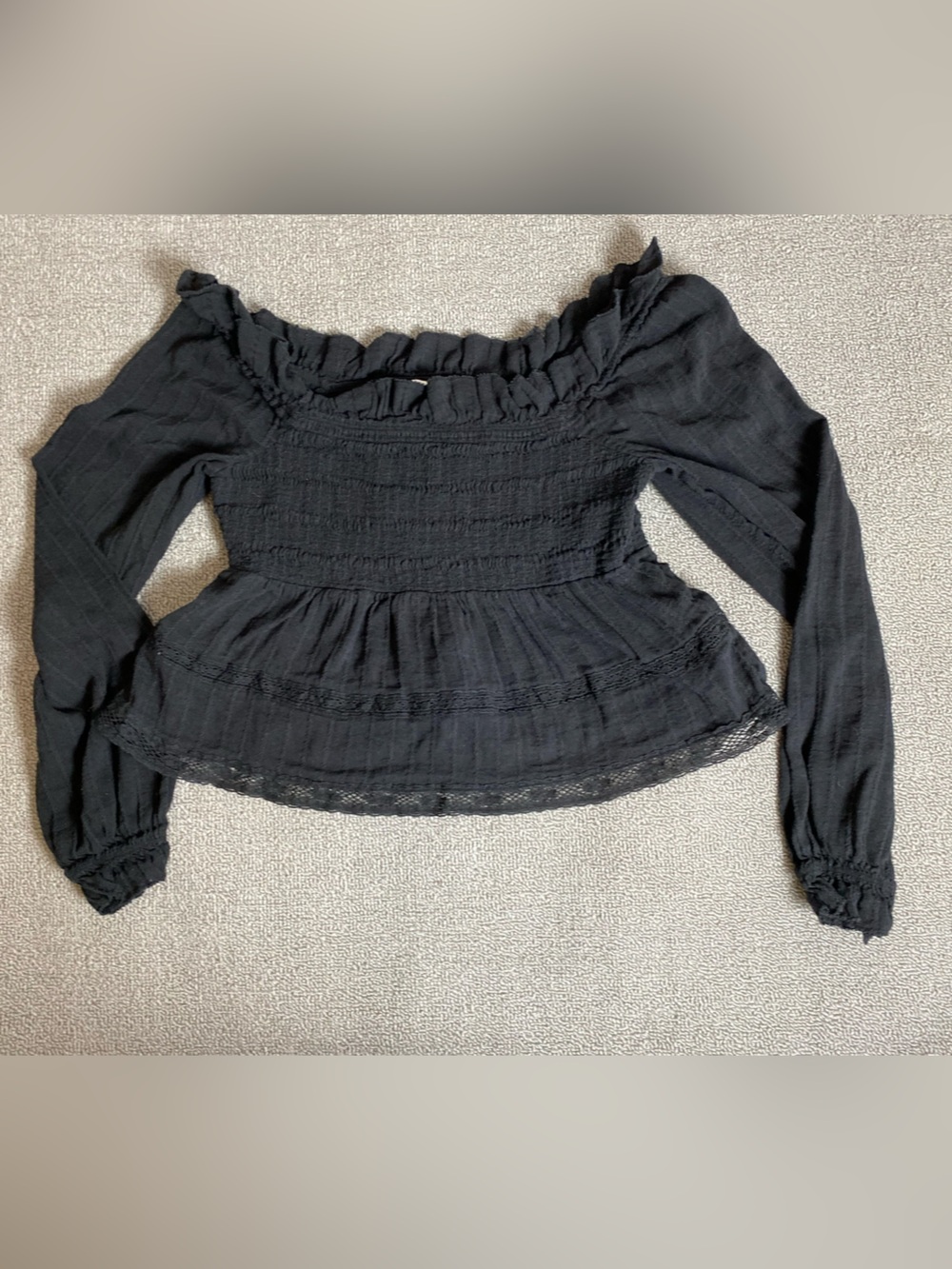 American Eagle Smocked Ruffle Long Sleeve Lightweight Lace Summer Crop Top
